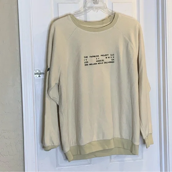 FEAT. Blanket blend soft Crewneck Sweatshirt in Oatmilk Size XXL - Picture 3 of 13